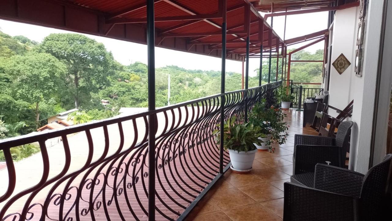 Natural Pacific Suites Manuel Antonio Eksteriør billede