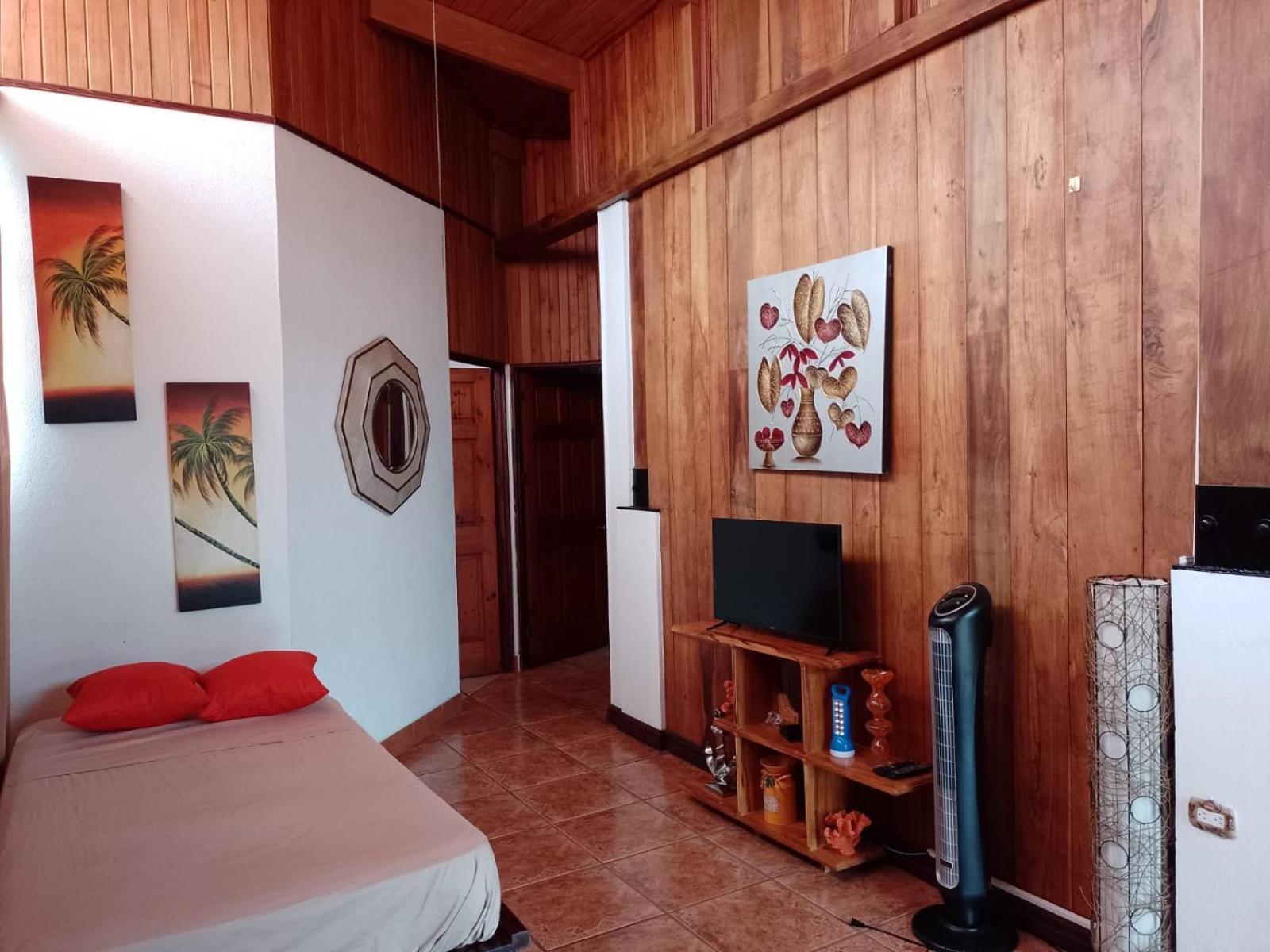 Natural Pacific Suites Manuel Antonio Eksteriør billede